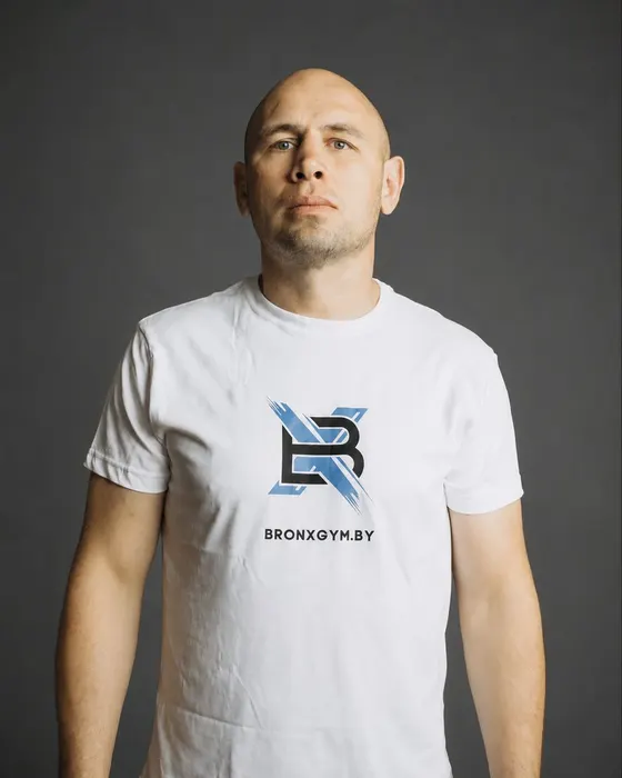Сергей Овсяников — тренер по тайскому боксу BronxGym