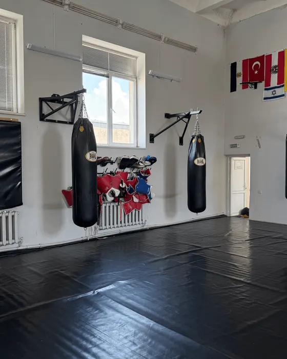 Тренировка в ринге BronxGym